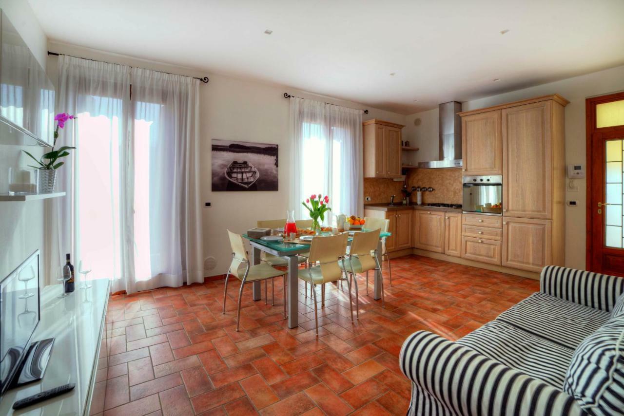 Casa Il Glicine A Due Passi Dal Centro Apartment Siena Bagian luar foto